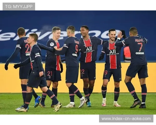 巴黎圣日耳曼5-0胜利背后的战术执行力与对手防守崩溃