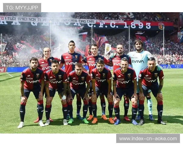 热那亚4-3-3低位防守对阵那不勒斯3-4-3控球推进，典型攻守博弈